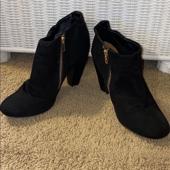 Booties - Picture 2 of 6